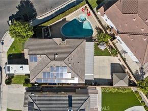 7925 Hemingway Court, Fontana CA 92336