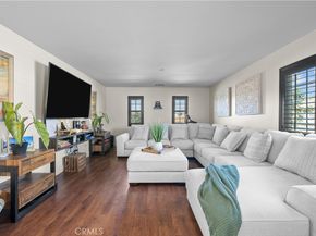 7925 Hemingway Court, Fontana CA 92336