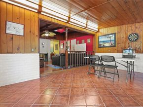 15719 Vose Street, Lake Balboa CA 91406