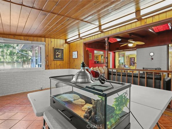 15719 Vose Street, Lake Balboa CA 91406