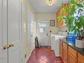 15719 Vose Street, Lake Balboa CA 91406