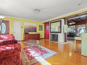 15719 Vose Street, Lake Balboa CA 91406