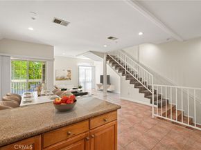 1201 Ave Viola 104, Glendale CA 91202