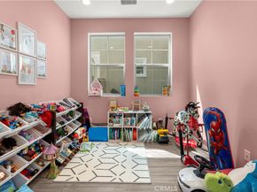 13895 Bell Way, Fontana CA 92336