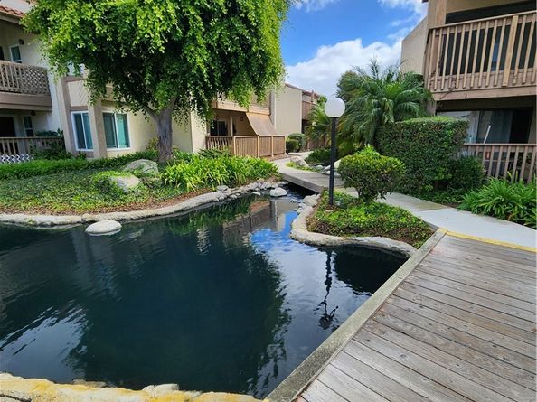 4861 Lago 206, Huntington Beach CA 92649