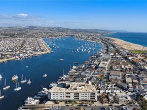 310 Fernando Street 303, Newport Beach CA 92661