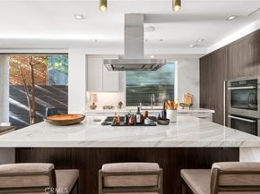 304 S Bay Front, Newport Beach CA 92662