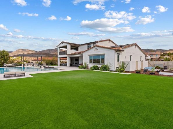 17028 Rendezvous Circle, San Diego CA 92127