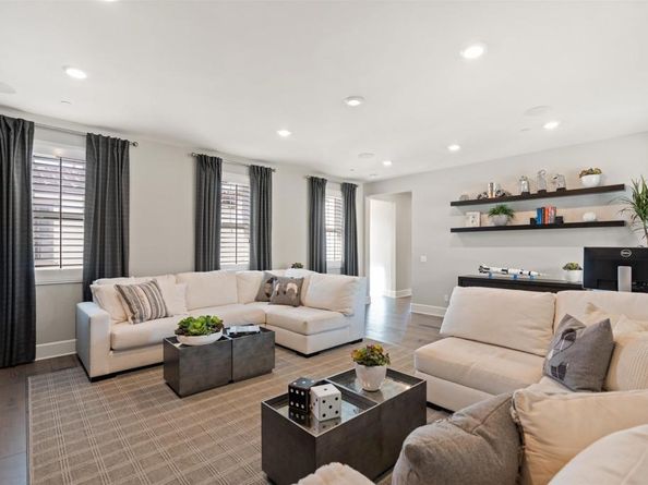 17028 Rendezvous Circle, San Diego CA 92127