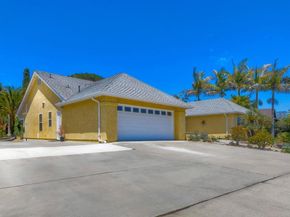 4876 Park Dr., Carlsbad CA 92008