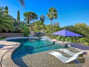 4876 Park Dr., Carlsbad CA 92008