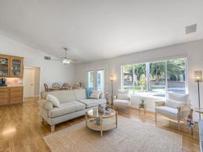 4876 Park Dr., Carlsbad CA 92008