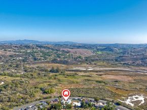 4876 Park Dr., Carlsbad CA 92008