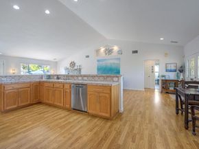 4876 Park Dr., Carlsbad CA 92008