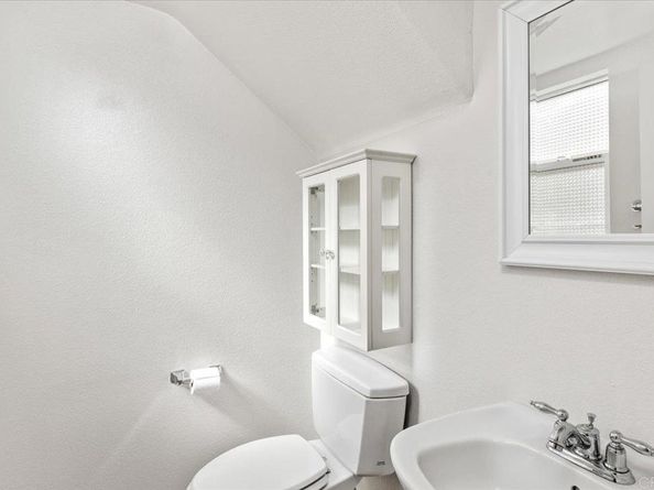 404 Almond Road, San Marcos CA 92078