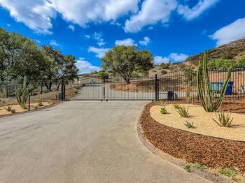 28720 N Twin Oaks Valley Road