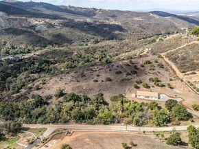 28720 N Twin Oaks Valley Road, Bonsall CA 92003