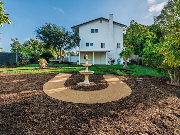 2175 Alta Vista Drive, Vista CA 92084