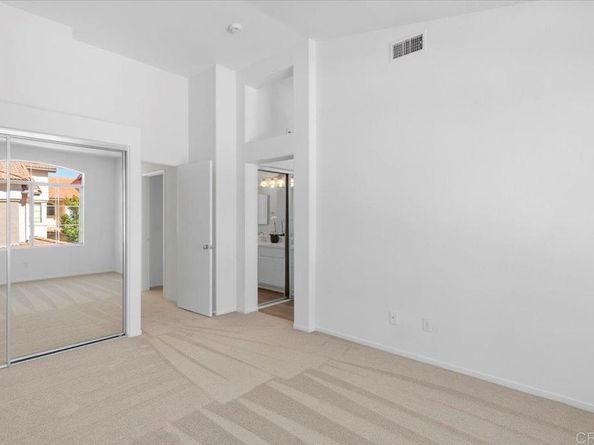 1275 Natoma Way B, Oceanside CA 92057