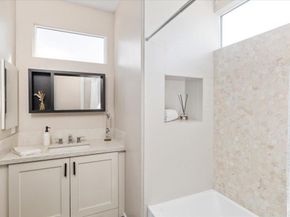 2517 State Street, Carlsbad CA 92008