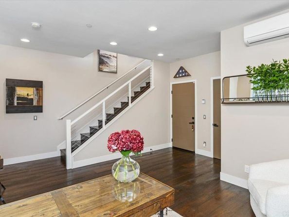 2517 State Street, Carlsbad CA 92008