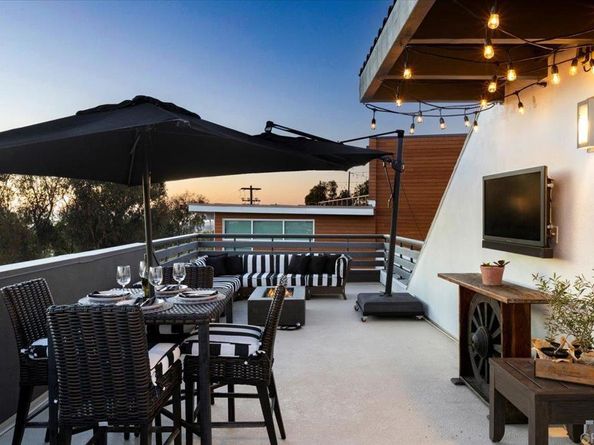 2517 State Street, Carlsbad CA 92008