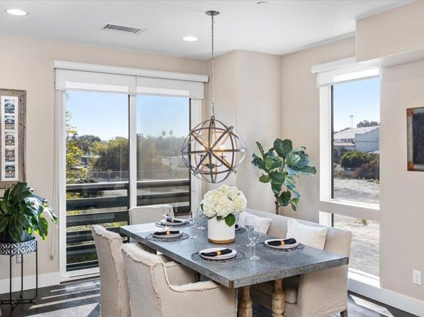 2517 State Street, Carlsbad CA 92008