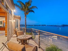 2741 Bayside Walk, San Diego CA 92109