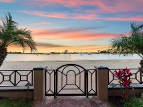 2741 Bayside Walk, San Diego CA 92109