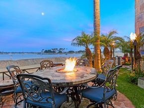 2741 Bayside Walk, San Diego CA 92109