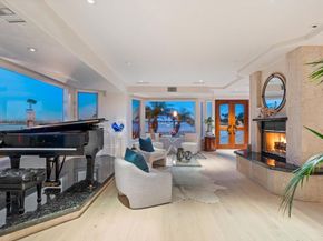 2741 Bayside Walk, San Diego CA 92109