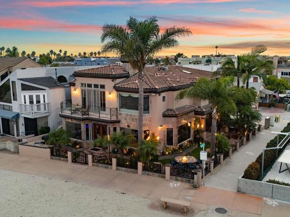 2741 Bayside Walk, San Diego CA 92109