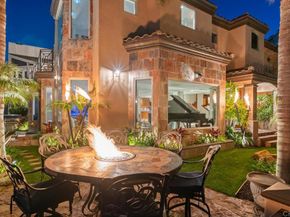 2741 Bayside Walk, San Diego CA 92109