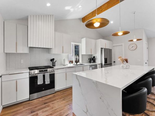 1933 Chatsworth Boulevard, San Diego CA 92107