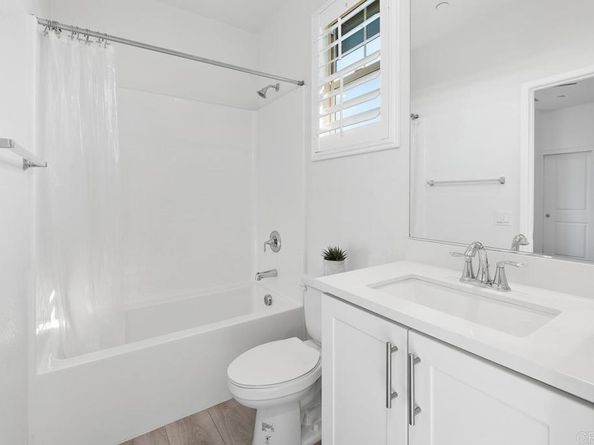 1207 Via Lucero, Oceanside CA 92056