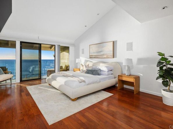 369 W I Street, Encinitas CA 92024