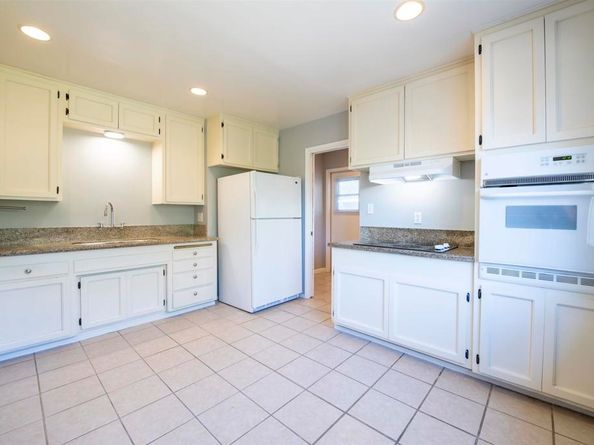 6158 60 Tarragona Drive, San Diego CA 92115