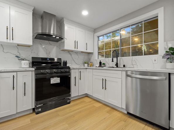 13609 Carriage Road, Poway CA 92064