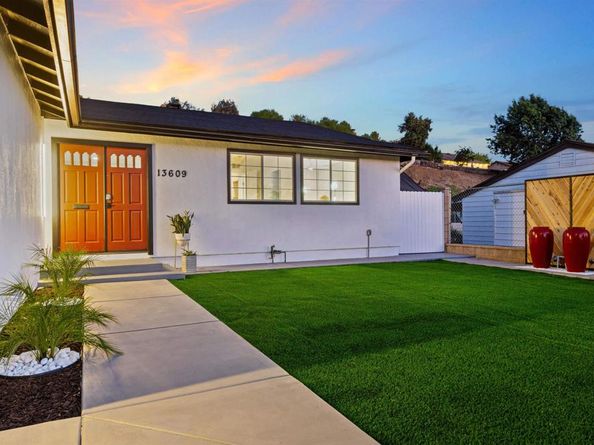 13609 Carriage Road, Poway CA 92064