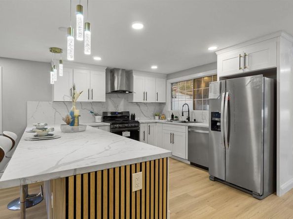 13609 Carriage Road, Poway CA 92064