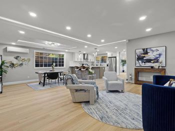 13609 Carriage Road