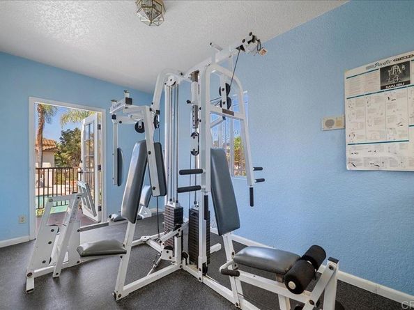 7394 Altiva Place, Carlsbad CA 92009