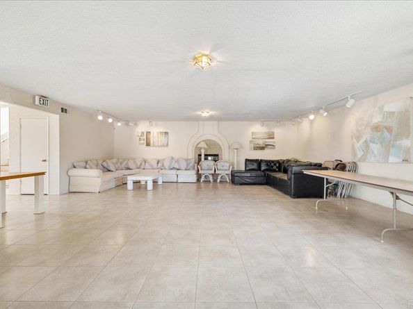 7394 Altiva Place, Carlsbad CA 92009