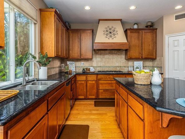 5146 Delaney Court, Carlsbad CA 92008