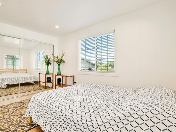 376 378 Acacia Drive, Carlsbad CA 92008