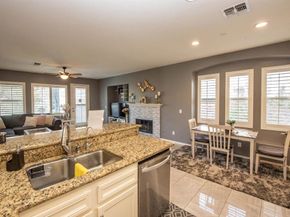 2402 Honeybell Lane, Escondido CA 92027