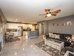 2402 Honeybell Lane, Escondido CA 92027