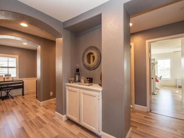 2402 Honeybell Lane, Escondido CA 92027