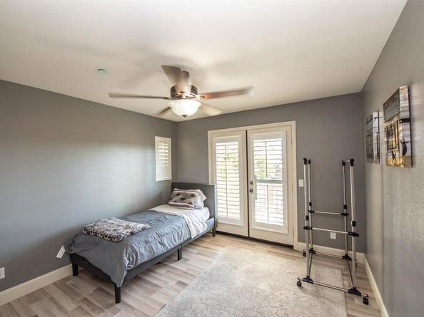 2402 Honeybell Lane, Escondido CA 92027