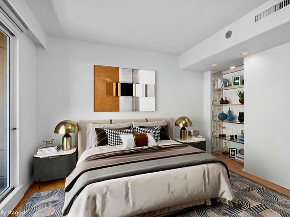 3890 Nobel Drive 1404, San Diego CA 92122